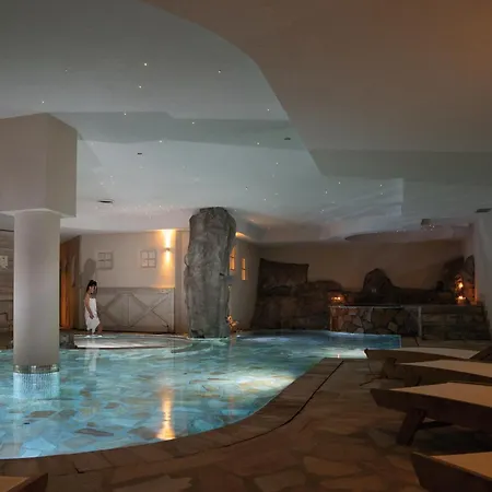 شقة Castelpoggio Luxury بونتي دي لينيو